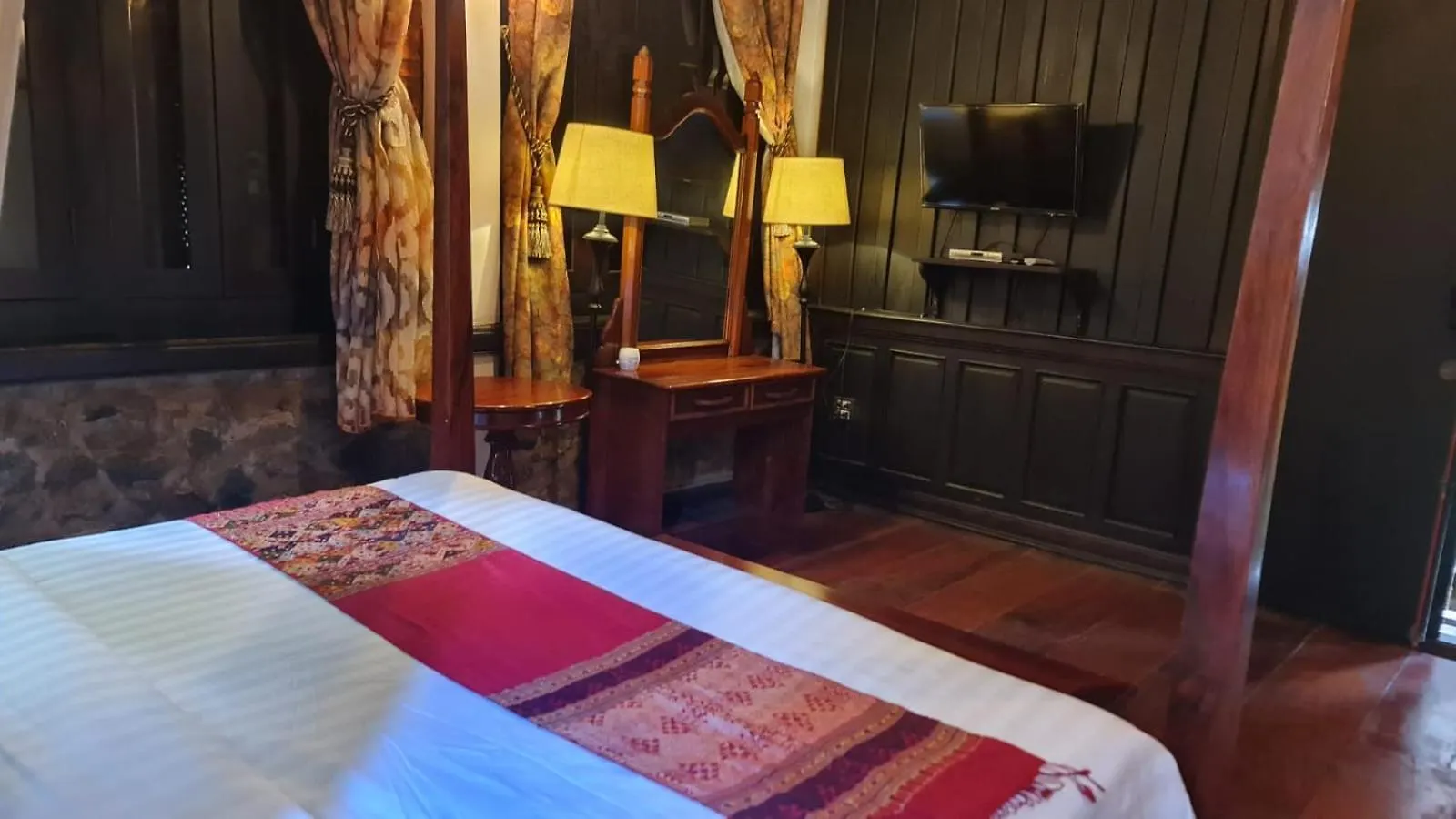 Namkhan View Luangprabang Resort Hotel Luang Prabang